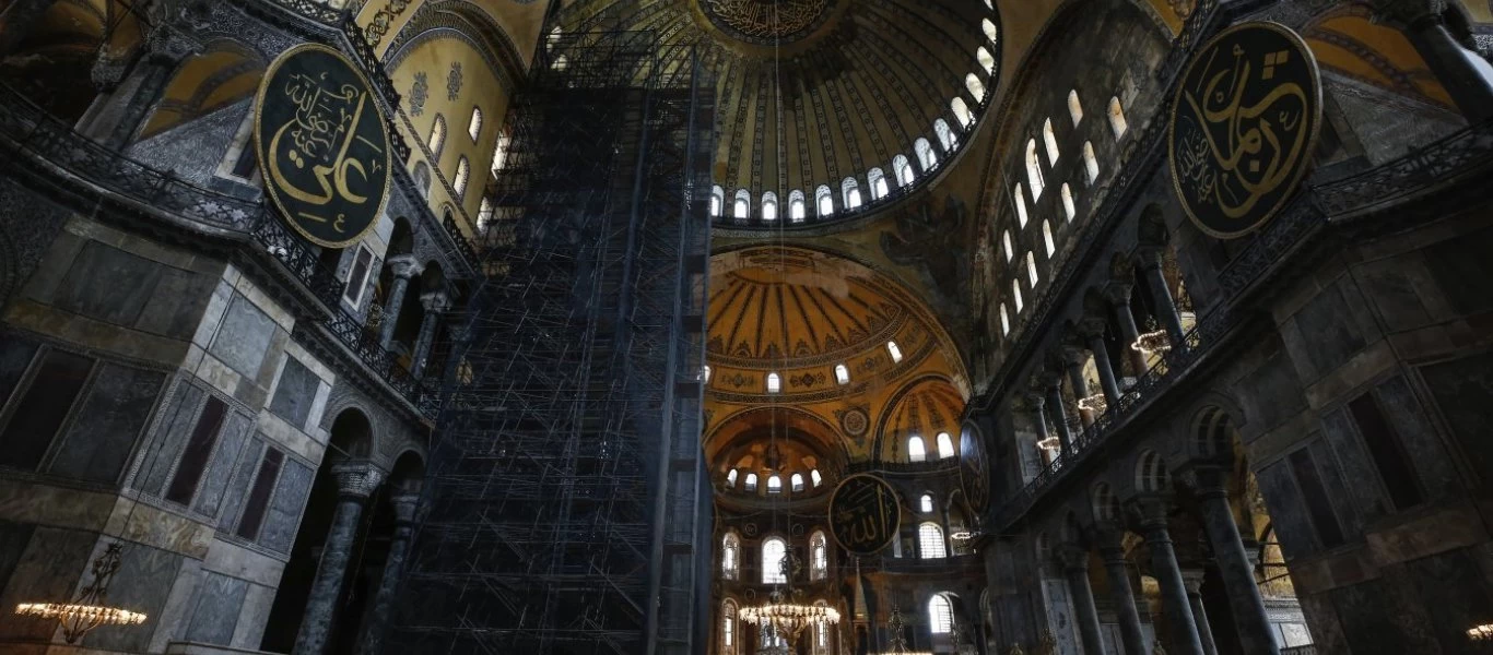Επίθεση Ο.Παμούκ σε Ρ.Τ.Ερντογάν για Αγία Σοφία: «Δείχνει πως εμείς οι Τούρκοι δεν σεβόμαστε το κράτος του Κεμάλ»